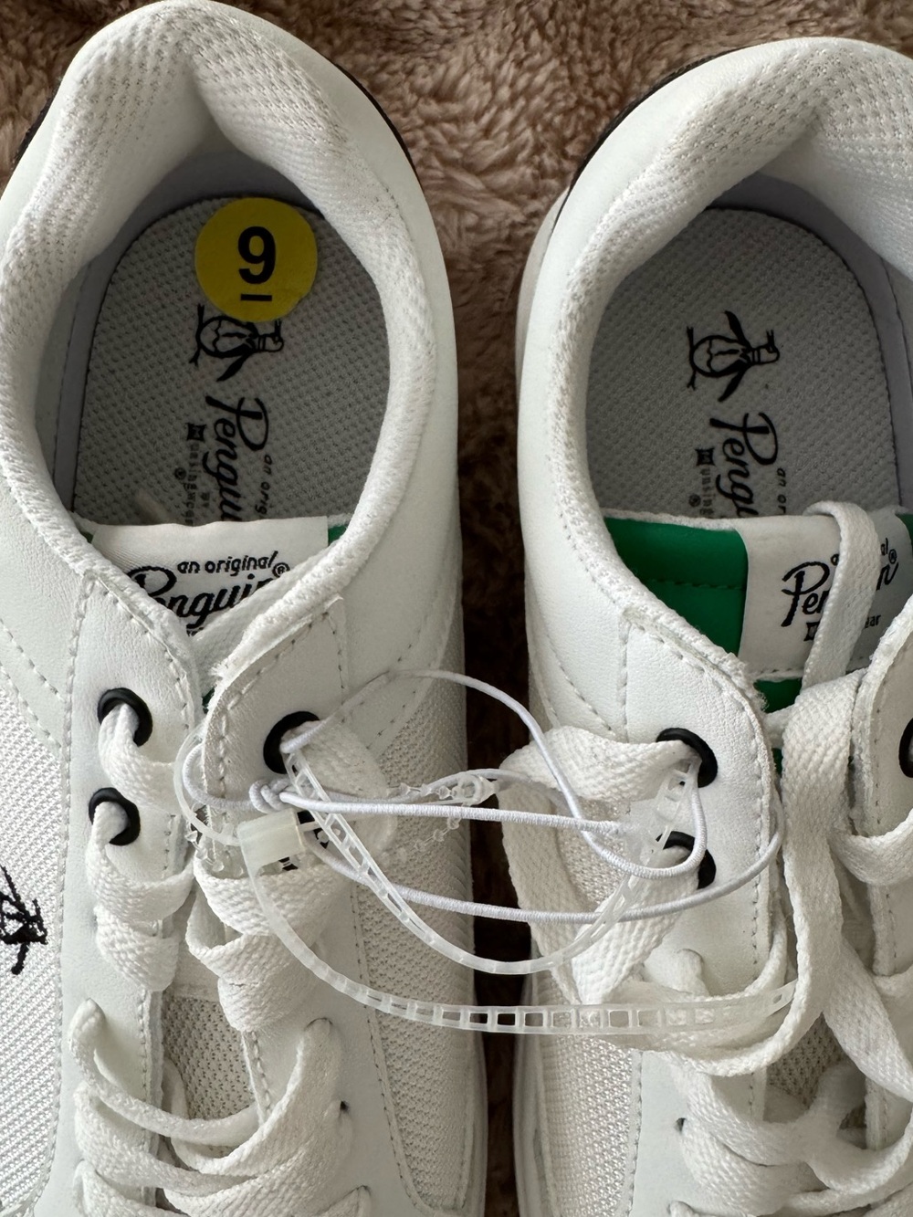 Original Penguin Men’s White Low Top Sneakers Size 9 - Picture 4 of 6